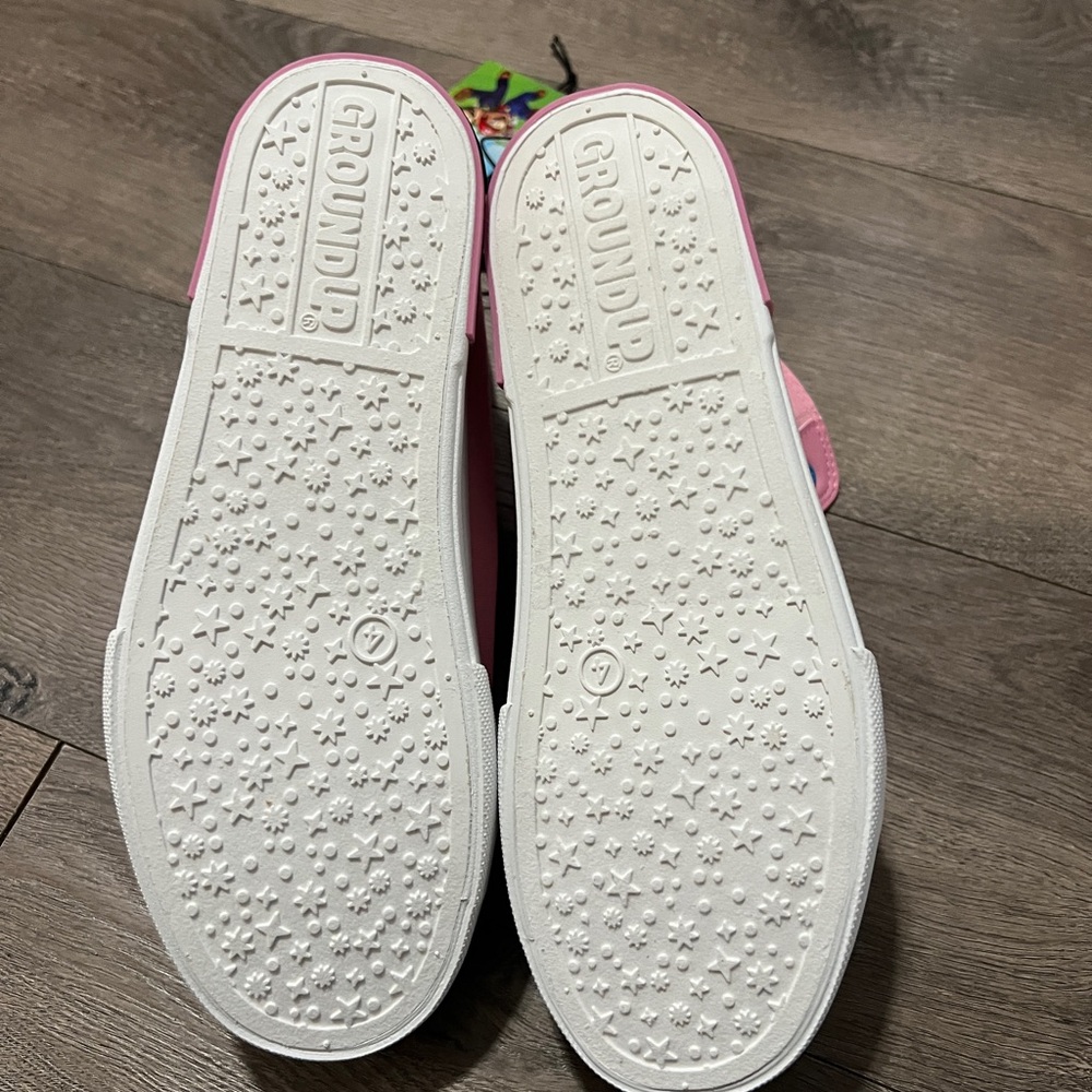 Super Mario Princess Peach High Top Sneakers Size 4 New - Picture 4 of 4